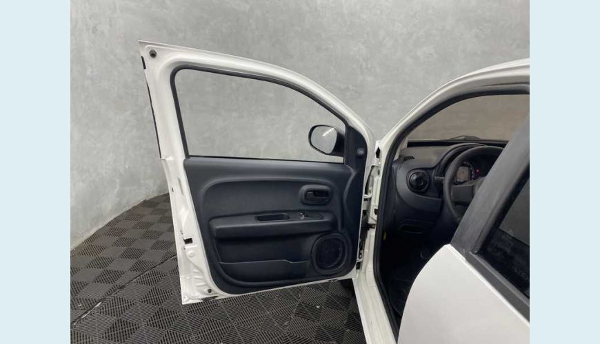 FIAT FIAT MOBI LIKE 1.0 FLEX MANUAL 4P - BRANCO - 2020 Foto 8 (Grande)