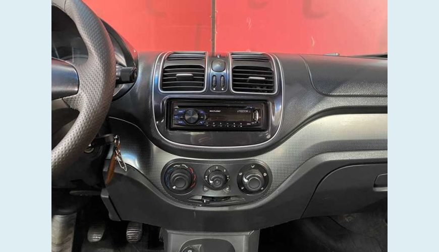 FIAT FIAT GRAND SIENA EVO ATTRACTIVE 1.4 8V FLEX MANUAL 4P - BEGE - 2013 Foto 8 (Grande)