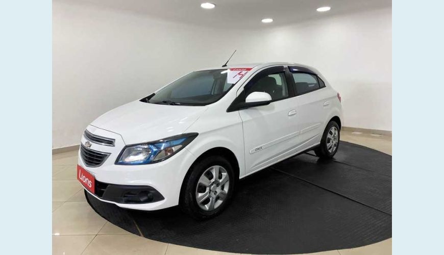 CHEVROLET CHEVROLET ONIX LT 1.4 FLEX MANUAL 4P - BRANCO - 2014 Foto 8 (Grande)