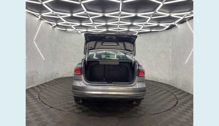 VOLKSWAGEN VIRTUS COMFORTLINE 1.0 TSI FLEX AUT. 4P - CINZA - 2021 Foto 8 (Grande)