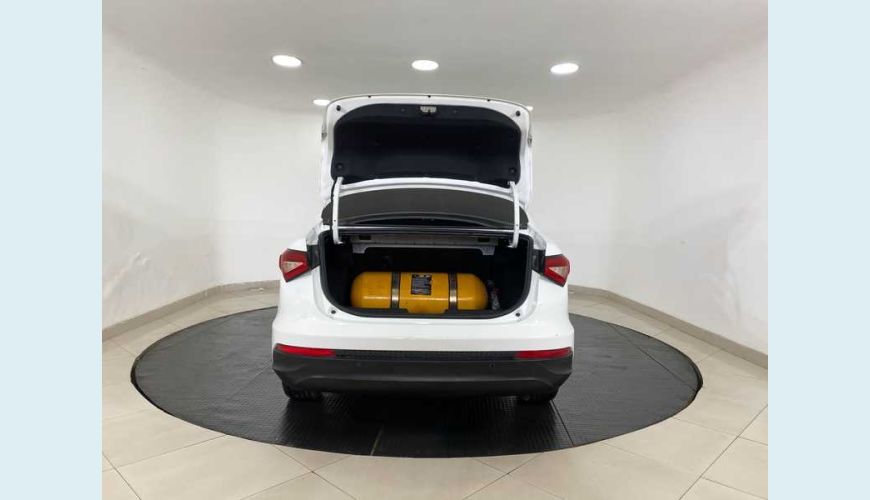 FIAT CRONOS PRECISION 1.8 FLEX AUT. 4P - BRANCO - 2021 Foto 8 (Grande)