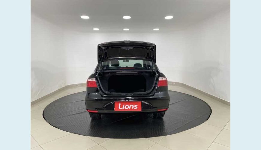 VOLKSWAGEN VOYAGE 1.6 MSI 8V FLEX MANUAL 4P - PRETO - 2019 Foto 8 (Grande)