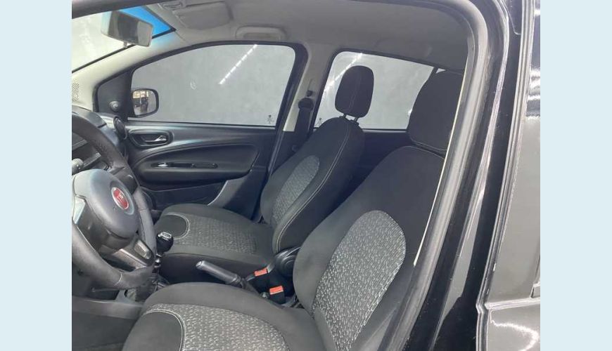 FIAT UNO ATTRACTION 1.0 FLEX MANUAL 4P - PRETO - 2021 Foto 8 (Grande)