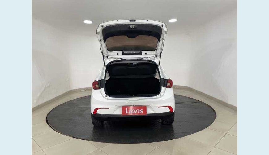 FIAT ARGO DRIVE 1.3 FLEX MANUAL 4P - BRANCO - 2018 Foto 8 (Grande)