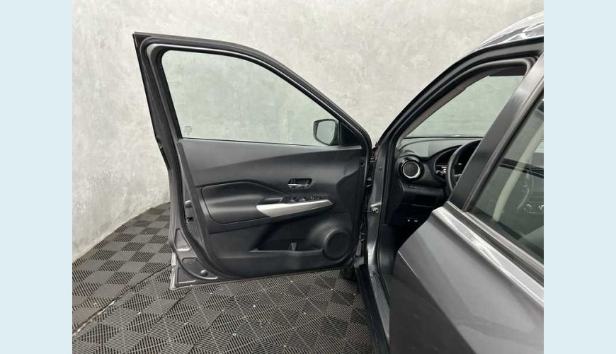 NISSAN KICKS ADVANCE 1.6 FLEX MANUAL 4P - CINZA - 2022 Foto 8 (Grande)