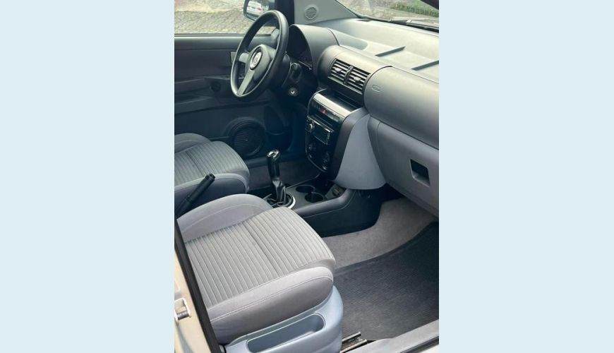 VOLKSWAGEN SPACEFOX COMFORT 1.6 FLEX MANUAL 4P - PRATA - 2008 Foto 8 (Grande)