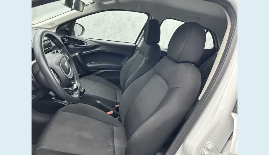 FIAT ARGO 1.0 FLEX MANUAL 4P - BRANCO - 2023 Foto 8 (Grande)