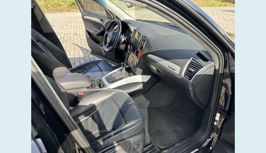 AUDI AUDI Q5 ATTRACTION 2.0 TFSI GASOLINA AUT. 4P - PRETO - 2016 Foto 8 (Grande)