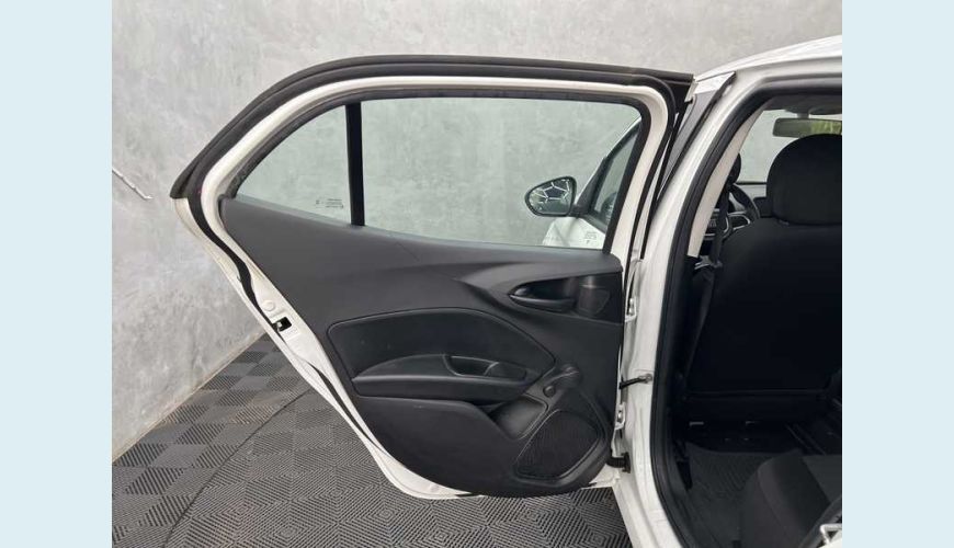 FIAT ARGO 1.0 FLEX MANUAL 4P - BRANCO - 2023 Foto 8 (Grande)