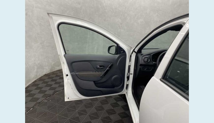 RENAULT RENAULT LOGAN ZEN 1.0 12V SCE FLEX MANUAL 4P - BRANCO - 2023 Foto 8 (Grande)