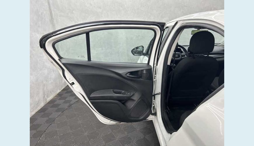 FIAT CRONOS DRIVE 1.0 FLEX MANUAL 4P - BRANCO - 2023 Foto 8 (Grande)