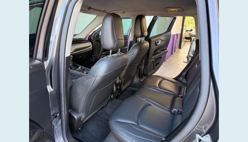 JEEP COMPASS DIESEL AUT. 4P - CINZA - 2022 Foto 8 (Grande)