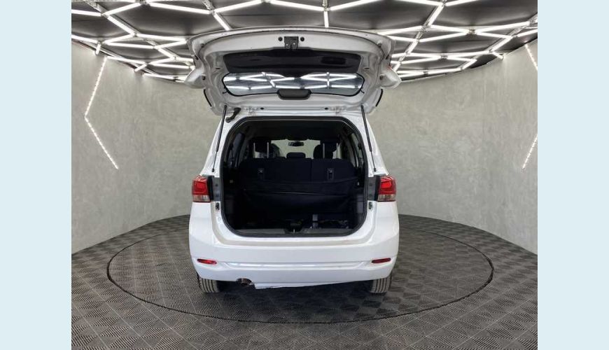 CHEVROLET SPIN LT 1.8 FLEX MANUAL 4P - BRANCO - 2020 Foto 8 (Grande)