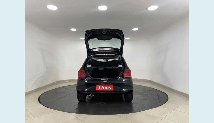 VOLKSWAGEN GOL 1.6 FLEX MANUAL 4P - PRETO - 2021 Foto 8 (Grande)