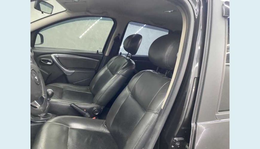 RENAULT DUSTER DYNAMIQUE 2.0 16V FLEX MANUAL 4P - PRETO - 2014 Foto 8 (Grande)