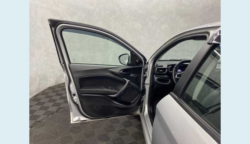 FIAT CRONOS 1.3 FLEX MANUAL 4P - PRATA - 2022 Foto 8 (Grande)