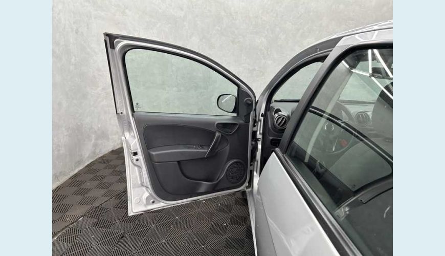 FIAT GRAND SIENA 1.0 FLEX MANUAL 4P - PRATA - 2021 Foto 8 (Grande)