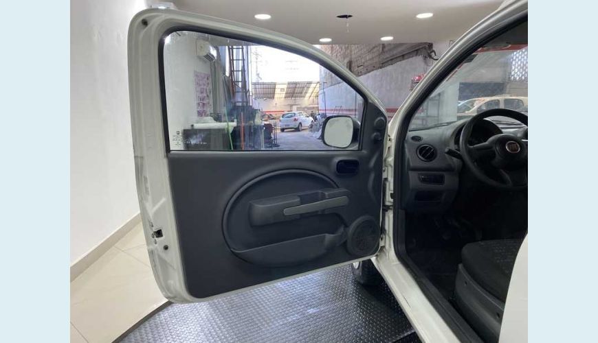 FIAT FIORINO HARD WORKING 1.4 FLEX MANUAL 3P - BRANCO - 2019 Foto 8 (Grande)