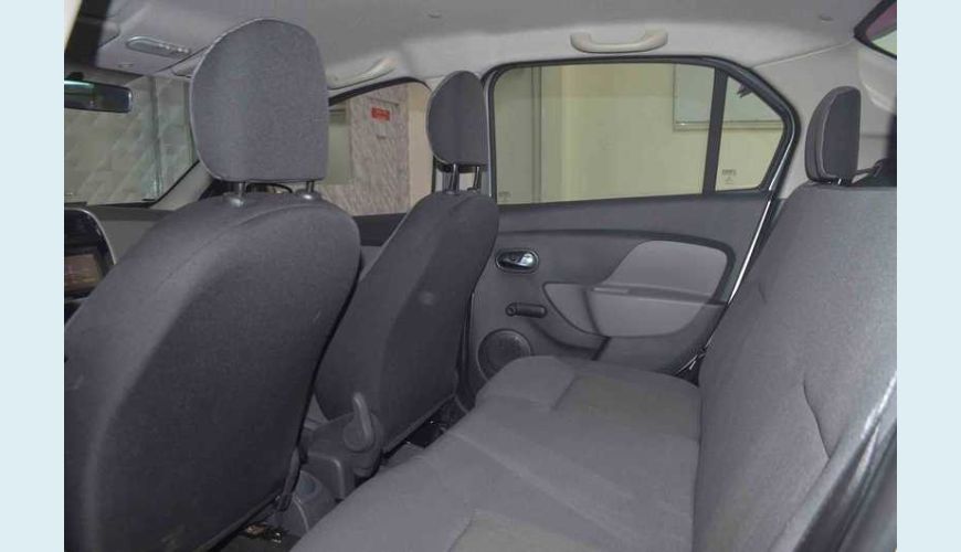 RENAULT LOGAN EXPRESSION 1.6 8V FLEX MANUAL 4P - PRATA - 2017 Foto 8 (Grande)