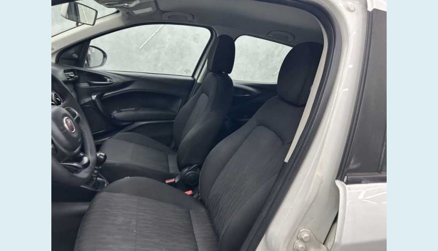 FIAT ARGO DRIVE 1.0 FLEX MANUAL 4P - BRANCO - 2020 Foto 8 (Grande)