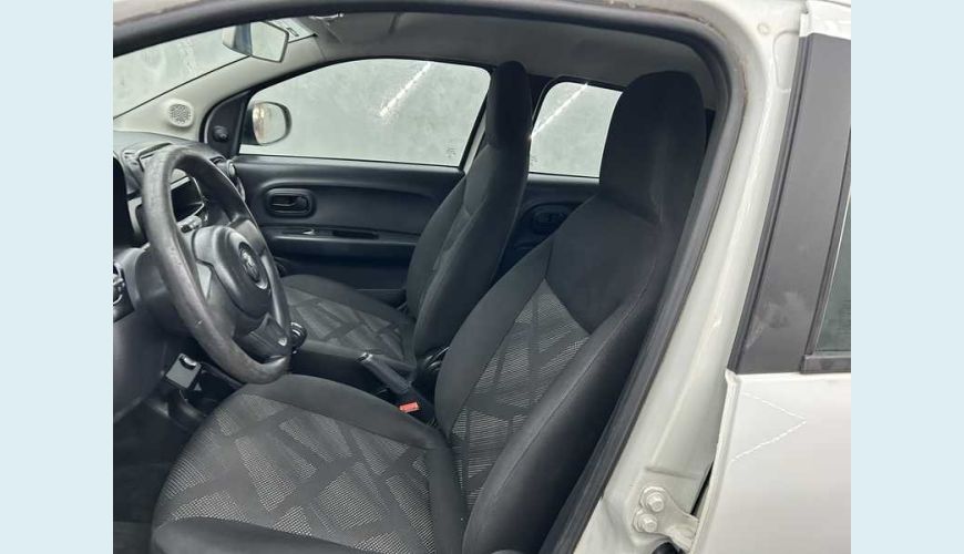FIAT MOBI LIKE 1.0 FLEX MANUAL 4P - BRANCO - 2022 Foto 8 (Grande)