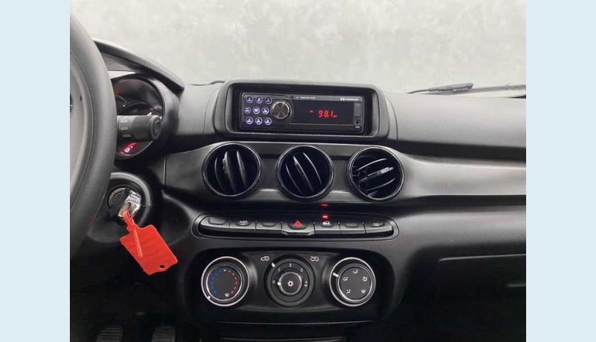 FIAT ARGO 1.0 FLEX MANUAL 4P - PRATA - 2022 Foto 8 (Grande)