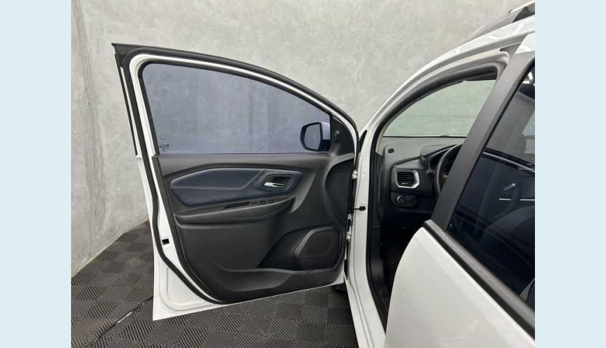 CHEVROLET SPIN PREMIER 1.8 FLEX AUT. 4P - BRANCO - 2023 Foto 8 (Grande)