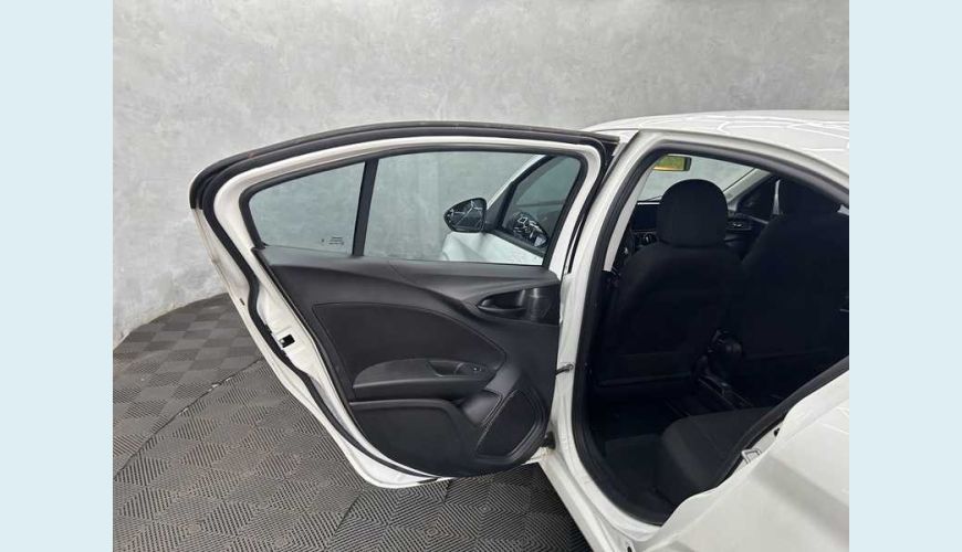 FIAT FIAT CRONOS DRIVE 1.3 FLEX MANUAL 4P - BRANCO - 2023 Foto 8 (Grande)
