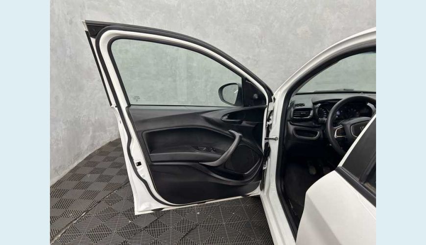 FIAT FIAT ARGO 1.0 FLEX MANUAL 4P - BRANCO - 2023 Foto 8 (Grande)
