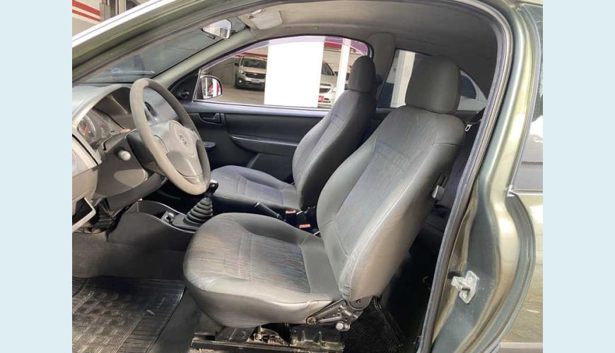 CHEVROLET CELTA SPIRIT 1.0 VHCE FLEX MANUAL 2P - VERDE - 2010 Foto 8 (Grande)