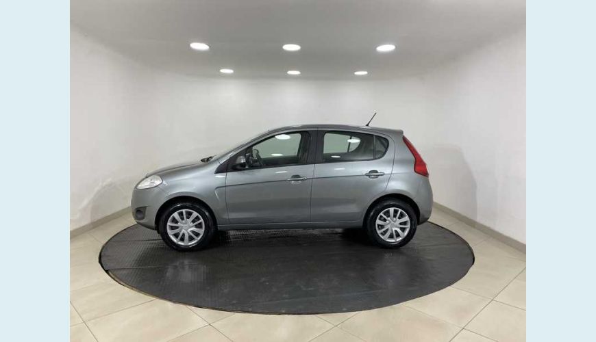 FIAT PALIO ESSENCE 1.6 16V FLEX MANUAL 4P - CINZA - 2014 Foto 8 (Grande)
