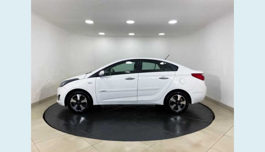HYUNDAI HYUNDAI HB20S COMFORT STYLE 1.6 FLEX MANUAL 4P - BRANCO - 2015 Foto 8 (Grande)