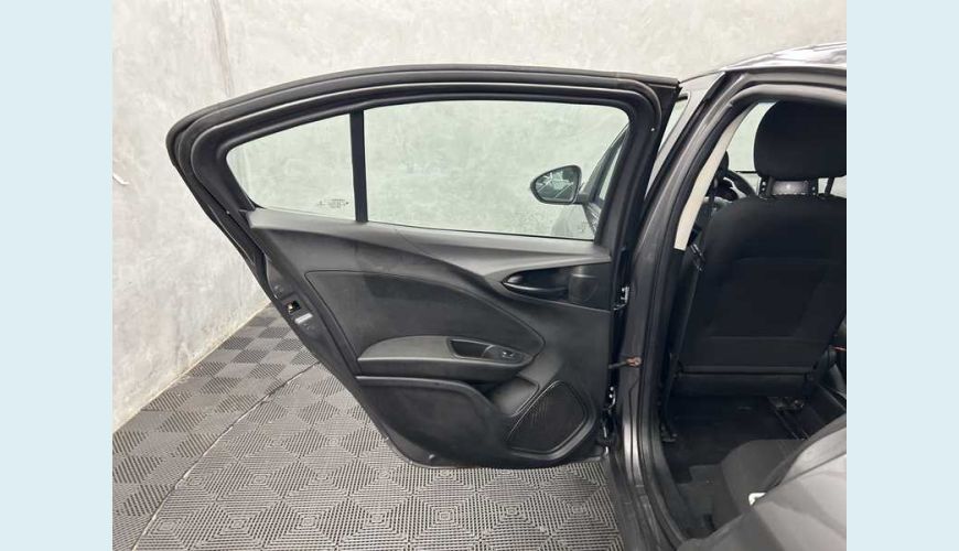 FIAT CRONOS DRIVE 1.3 S-DESIGN 1.3 FLEX MANUAL 4P - CINZA - 2022 Foto 8 (Grande)