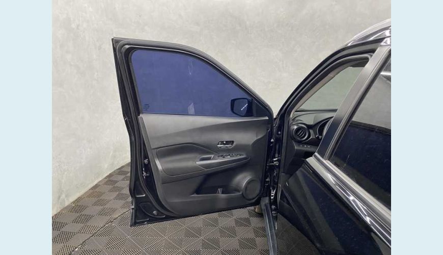 NISSAN KICKS SENSE 1.6 FLEX MANUAL 4P - PRETO - 2022 Foto 8 (Grande)