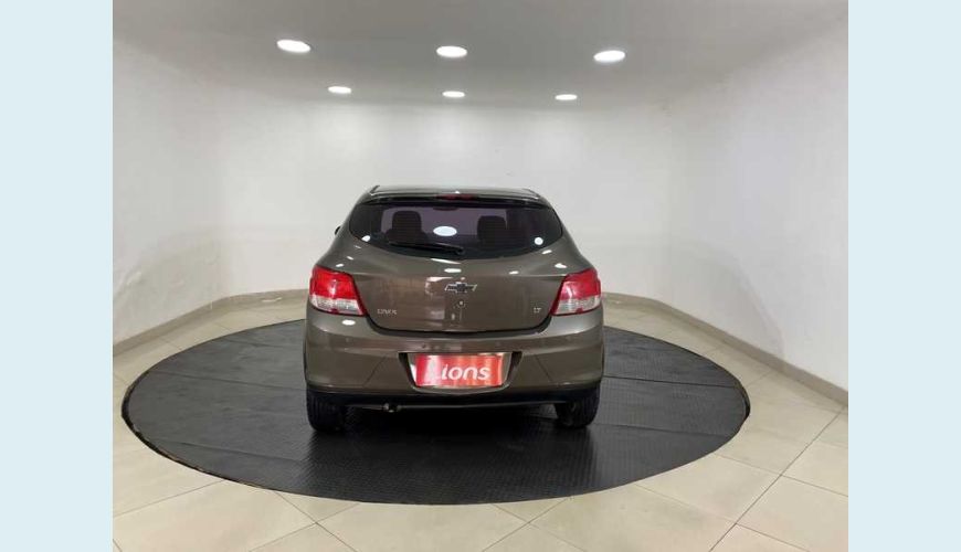 CHEVROLET ONIX LS 1.0 FLEX MANUAL 4P - CINZA - 2013 Foto 8 (Grande)