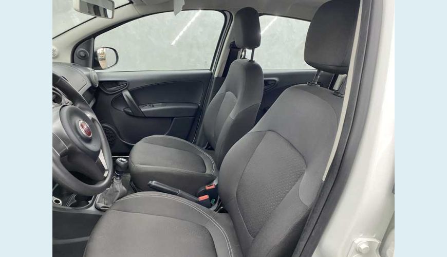 FIAT GRAND SIENA 1.0 FLEX MANUAL 4P - BRANCO - 2021 Foto 8 (Grande)