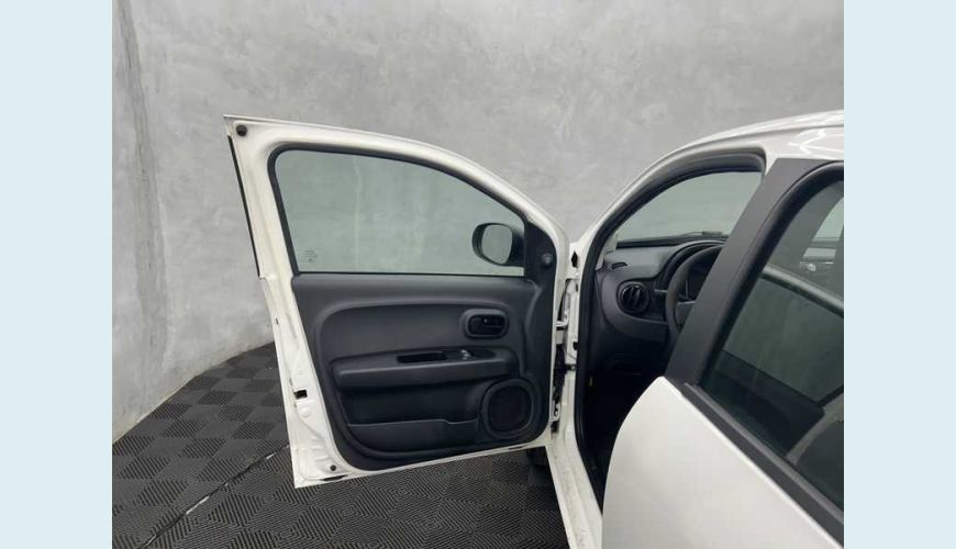 FIAT MOBI LIKE 1.0 FLEX MANUAL 4P - BRANCO - 2022 Foto 8 (Grande)