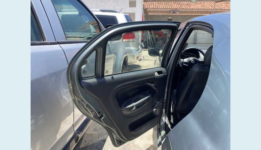 VOLKSWAGEN VOLKSWAGEN GOL SELECAO 1.0 FLEX MANUAL 4P - CINZA - 2011 Foto 8 (Grande)