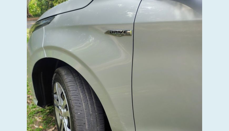 FIAT ARGO FLEX MANUAL 4P - PRATA - 2019 Foto 8 (Grande)
