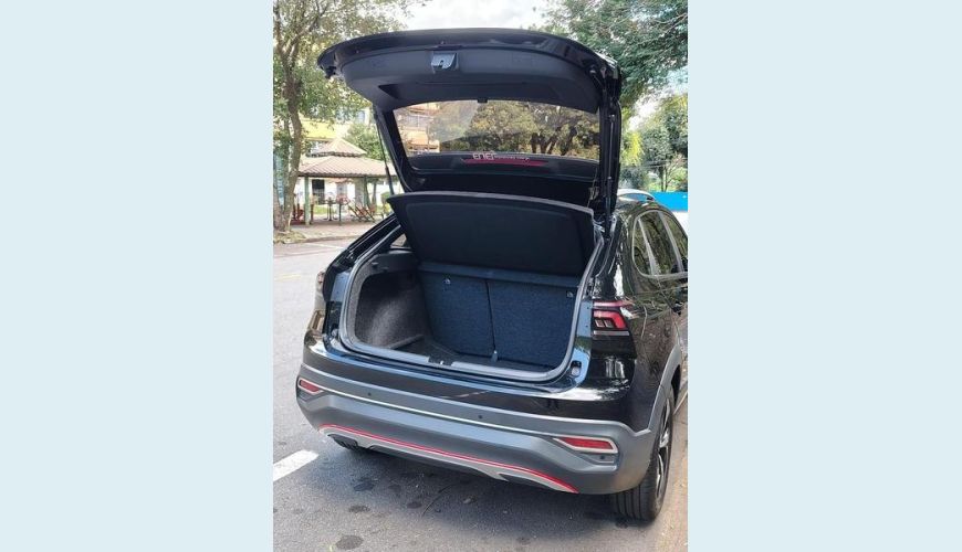 VOLKSWAGEN VOLKSWAGEN NIVUS HIGHLINE 1.0 TSI FLEX AUT. 4P - PRETO - 2023 Foto 8 (Grande)