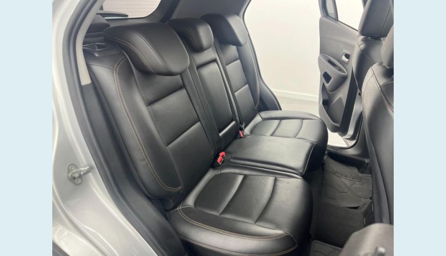 CHEVROLET TRACKER PREMIER 4C 150CV FLEX AUT. 4P - PRATA - 2018 Foto 8 (Grande)