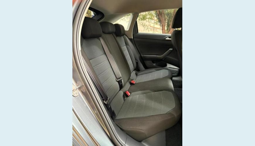 VOLKSWAGEN VOLKSWAGEN NIVUS CL 1.0 TSI TURBO FLEX AUT. 4P - CINZA - 2024 Foto 8 (Grande)