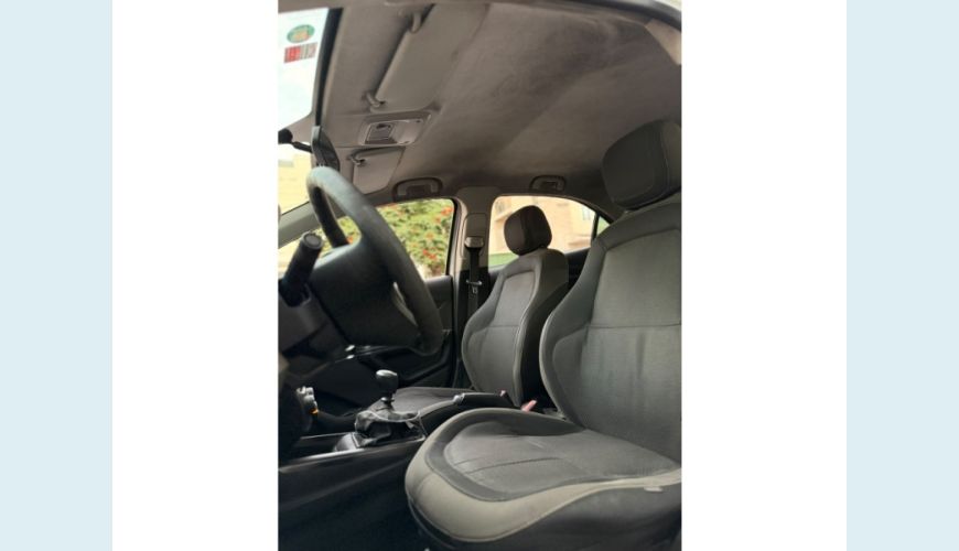 CHEVROLET CHEVROLET PRISMA FLEX MANUAL 4P - BRANCO - 2014 Foto 8 (Grande)
