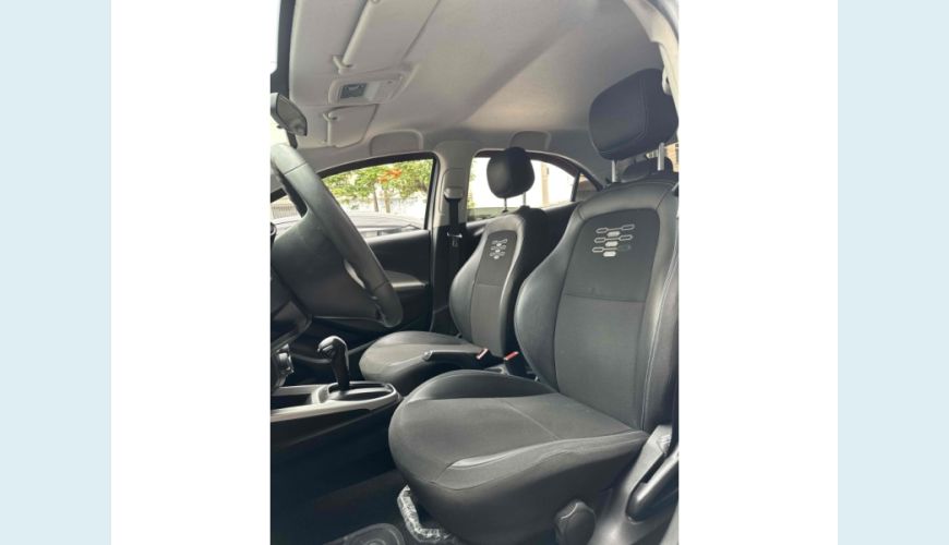 CHEVROLET CHEVROLET ONIX FLEX AUT. 4P - BRANCO - 2019 Foto 8 (Grande)