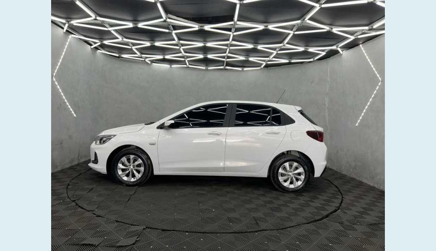 CHEVROLET ONIX LT 1.0 FLEX MANUAL 4P - BRANCO - 2023 Foto 8 (Grande)