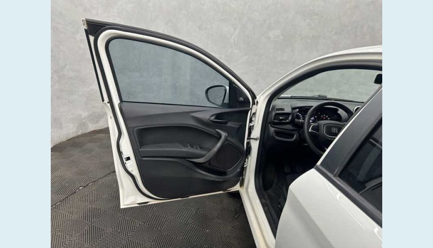 FIAT CRONOS DRIVE 1.3 FLEX MANUAL 4P - BRANCO - 2023 Foto 8 (Grande)