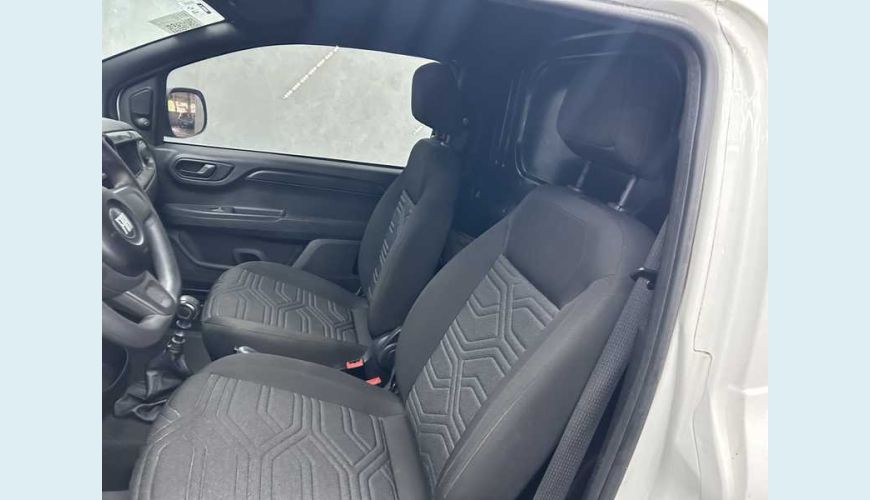FIAT FIORINO ENDURANCE 1.4 FLEX MANUAL 3P - BRANCO - 2023 Foto 8 (Grande)