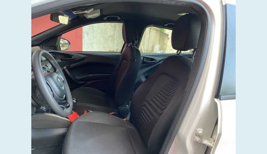 FIAT CRONOS DRIVE 1.3 FLEX MANUAL 4P - BRANCO - 2022 Foto 8 (Grande)