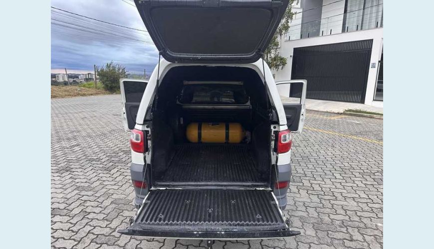 FIAT FIAT STRADA HARD WORKING 1.4 FIRE FLEX MANUAL 2P - BRANCO - 2019 Foto 8 (Grande)