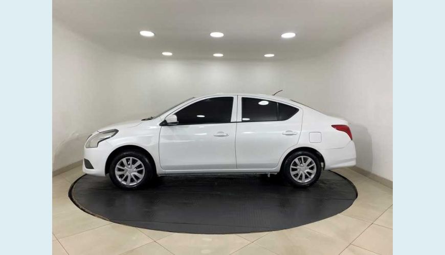 NISSAN NISSAN VERSA 1.0 12V FLEX MANUAL 4P - BRANCO - 2016 Foto 8 (Grande)
